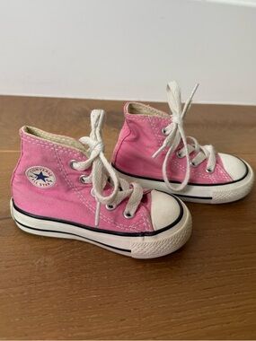 Converse High-Top Chuck Taylor Sneakers shoes - 4C